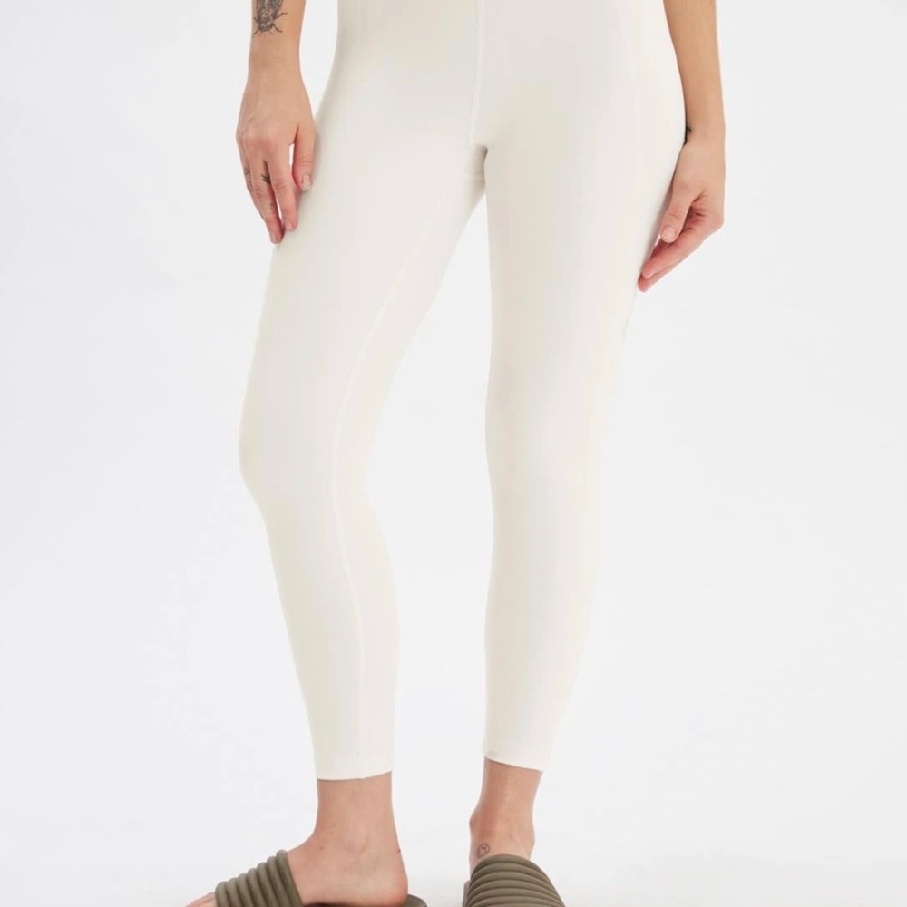 GIRLFRIEND - Ivory Compressive High-Rise Legging